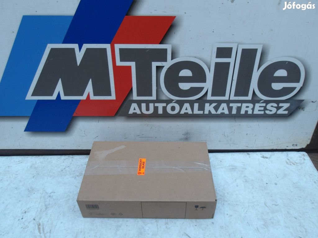 [GYÁRI ÚJ] BMW JOBB HÁTSÓ KISABLAK F36+LCI 7412032